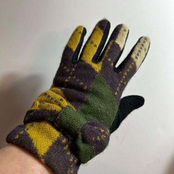 Vintage Gloves   - Picture 3 of 11